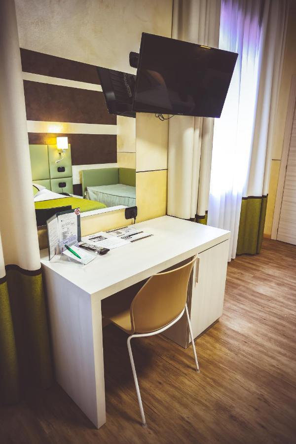 Hotel City ชีวัสโซ ภายนอก รูปภาพ
